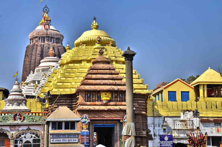 Bike rent in Puri for Jagannath Temple – affordable scooter and bike rental for temple visits